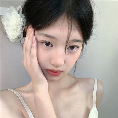 播音台的姊妹花